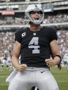derek carr td win