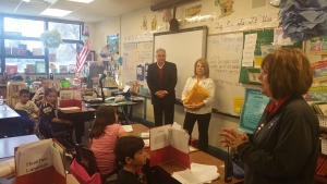 valentines for vets spaking to garfield students