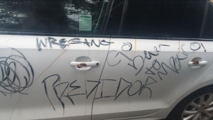 car-vandal2
