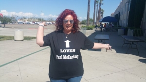 Janet fan with shirt